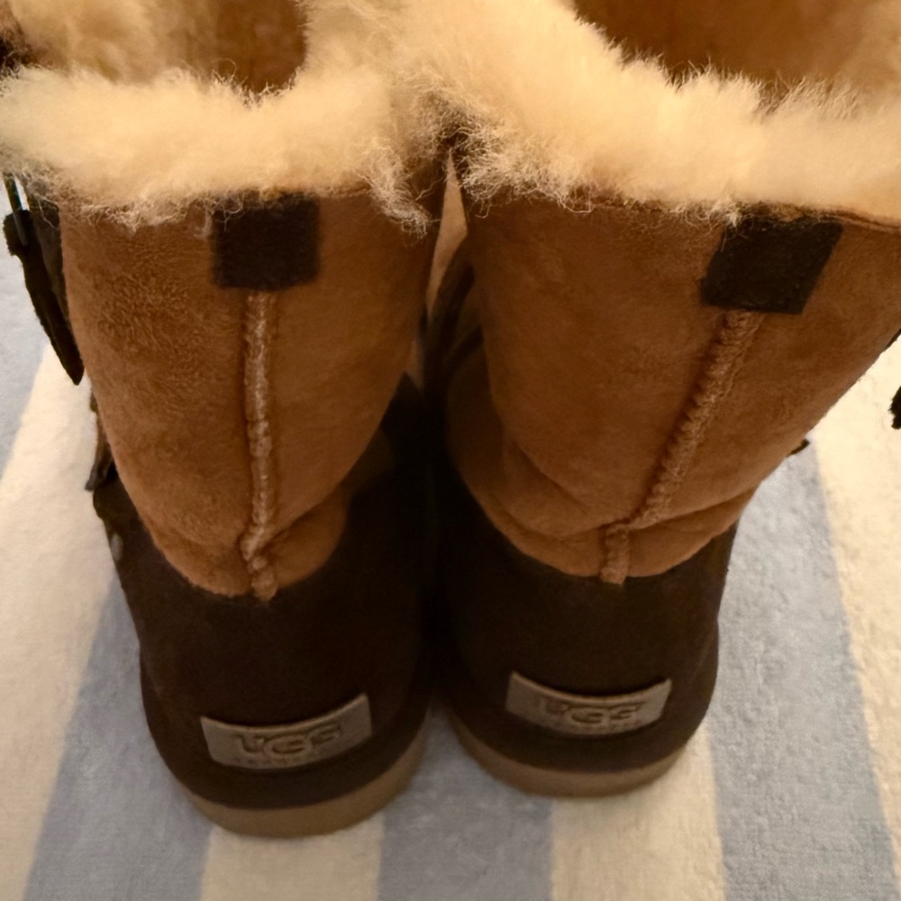 UGG Brown with Cream Ankle Boots - Picture 8 of 15
